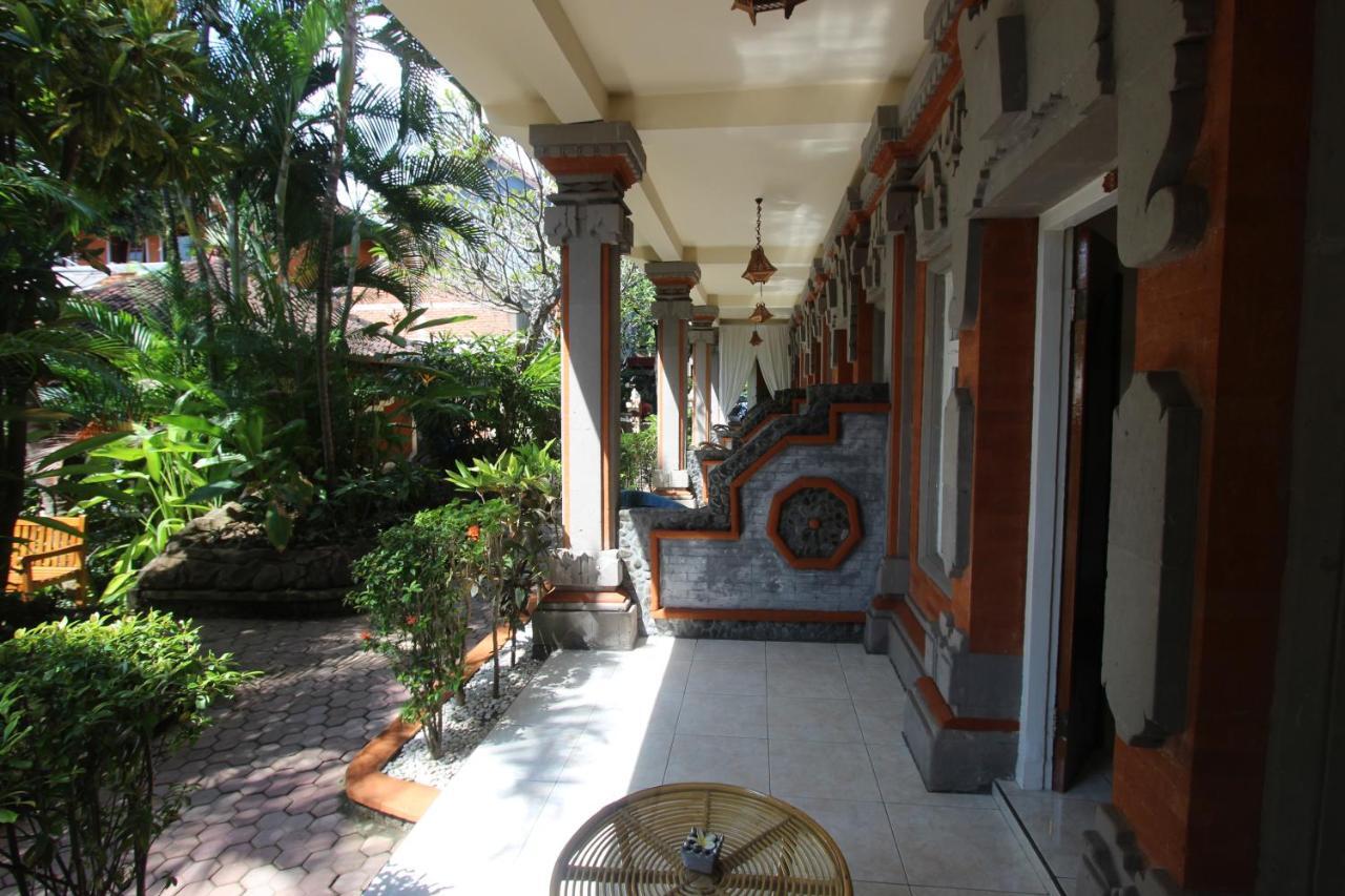 Hotel Chonos Lovina  Exterior photo